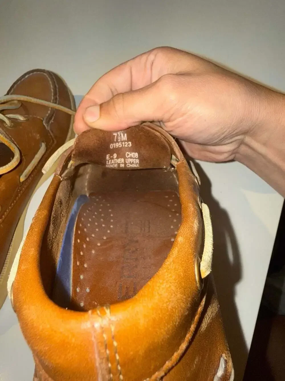 Sperry Top-Sider Authentic Original 2-Eye Boat Shoes Sahara Leather Size 7.5M